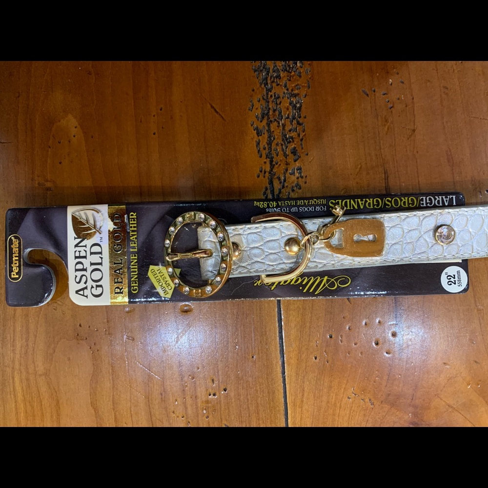 NWT! Petmate 22” leather collar, real gold plated and crystals.